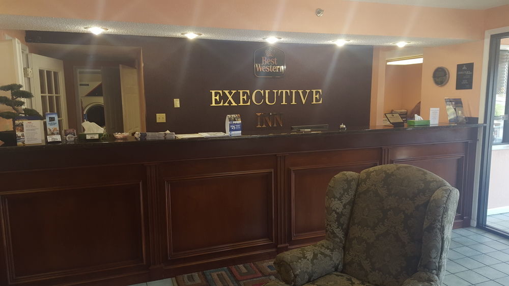 Red Roof Inn & Suites רומא מראה חיצוני תמונה