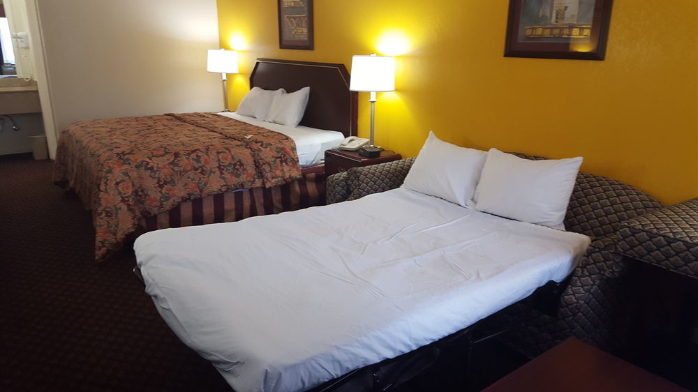 Red Roof Inn & Suites רומא מראה חיצוני תמונה
