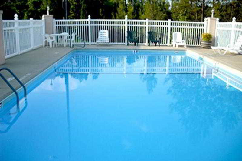 Red Roof Inn & Suites רומא מראה חיצוני תמונה