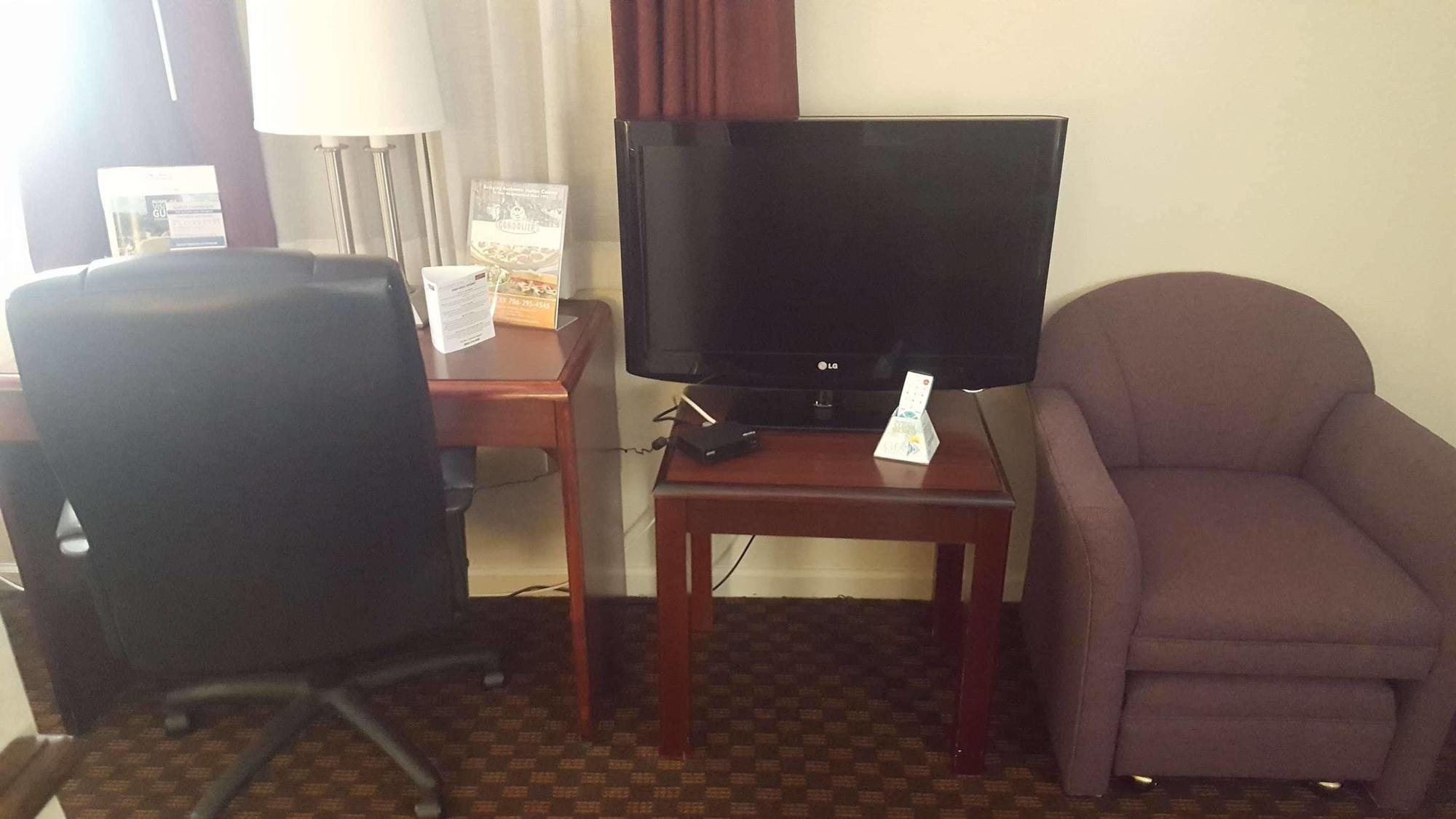 Red Roof Inn & Suites רומא מראה חיצוני תמונה