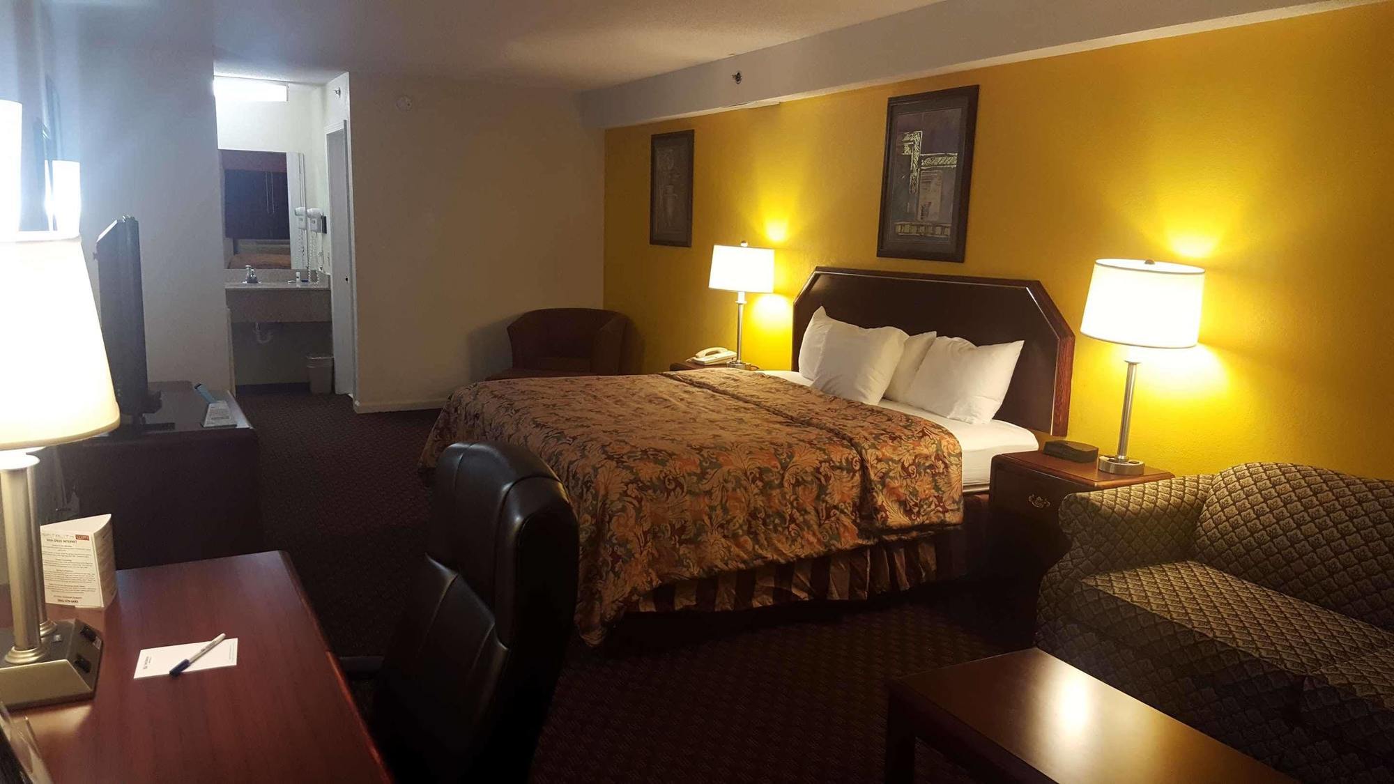 Red Roof Inn & Suites רומא מראה חיצוני תמונה