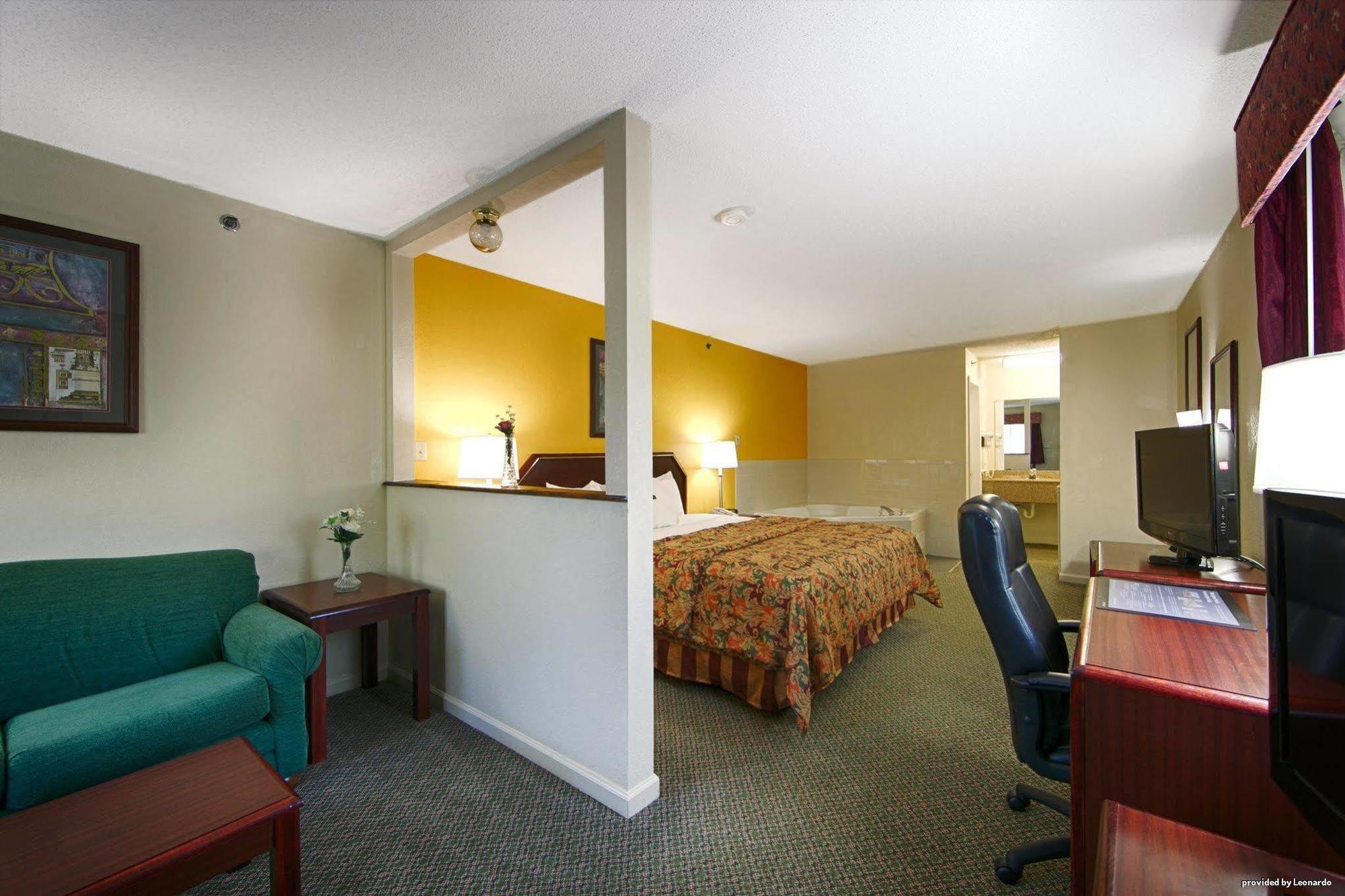 Red Roof Inn & Suites רומא מראה חיצוני תמונה
